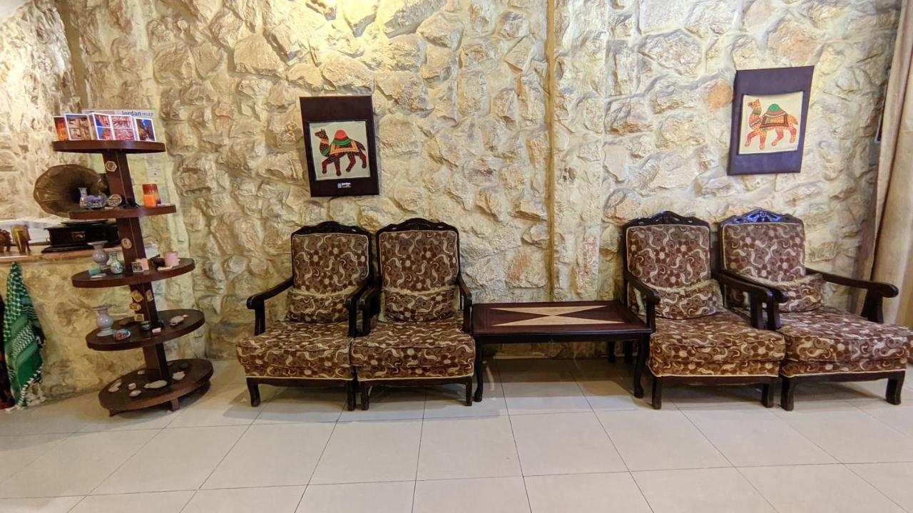 וואדי מוסא Rocky Mountain Hotel מראה חיצוני תמונה