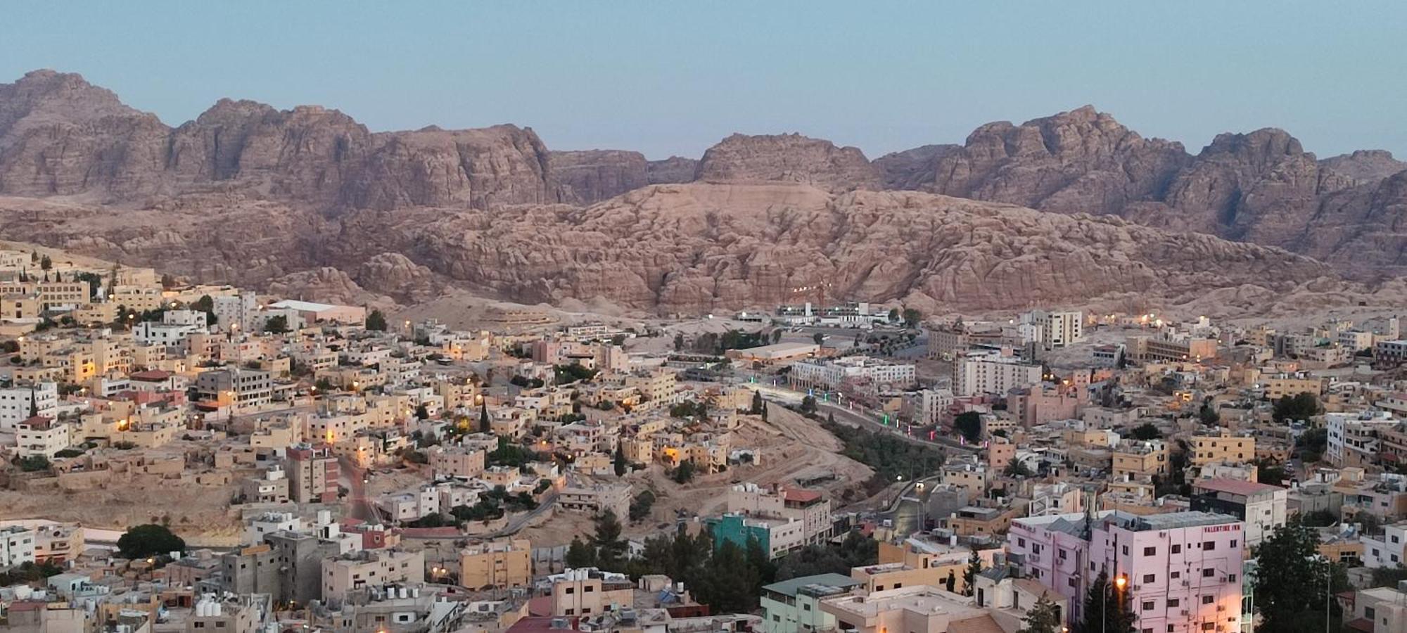 וואדי מוסא Rocky Mountain Hotel מראה חיצוני תמונה